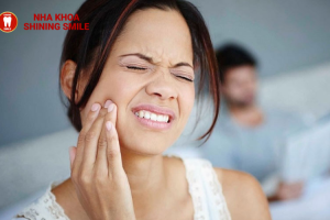 Hậu Quả Bọc Răng Sứ: Những Điều Cần Lưu Ý Trước Khi Thực Hiện